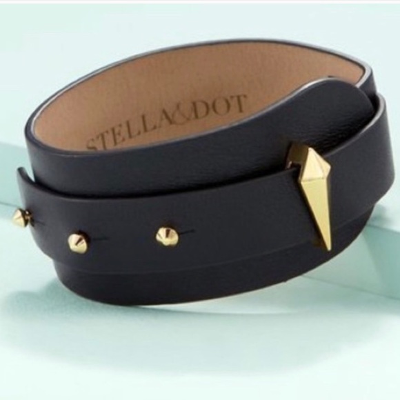:: Stella & Dot Leather Deanna Cuff Bracelet - Picture 7 of 7